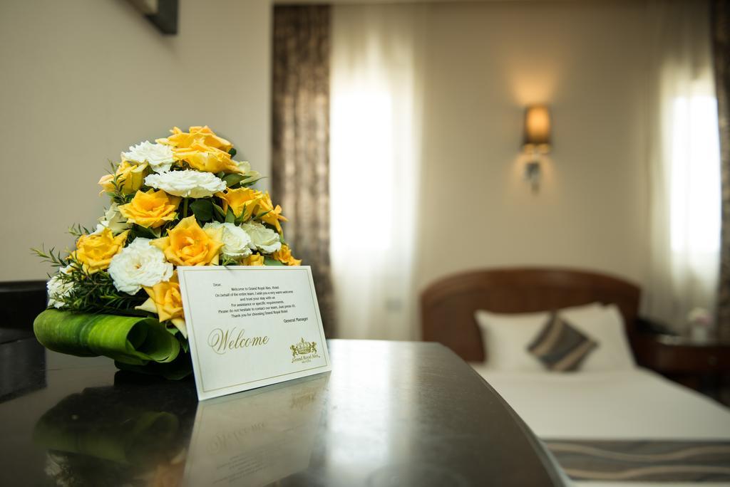 Cherry Maryski Hotel Alexandria